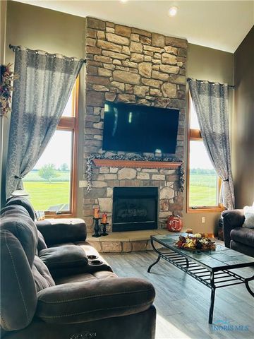 16453 Rd 63, Antwerp, OH 45813