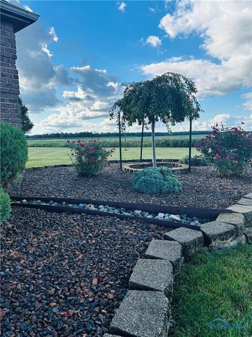 16453 Rd 63, Antwerp, OH 45813