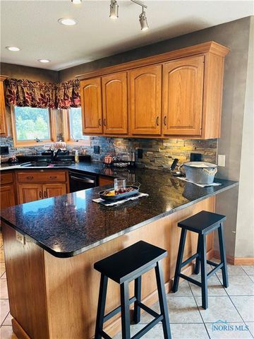 16453 Rd 63, Antwerp, OH 45813