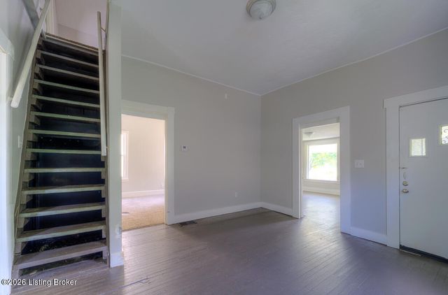 741 S 37th St, Louisville, KY 40211