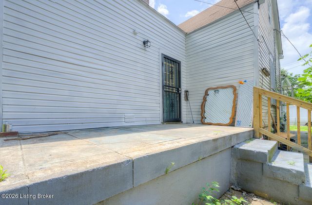 741 S 37th St, Louisville, KY 40211