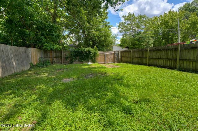 741 S 37th St, Louisville, KY 40211
