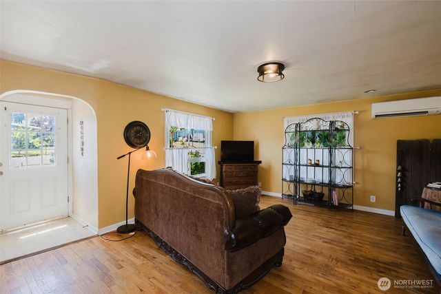 1230 Olympic Avenue, Shelton, WA 98584