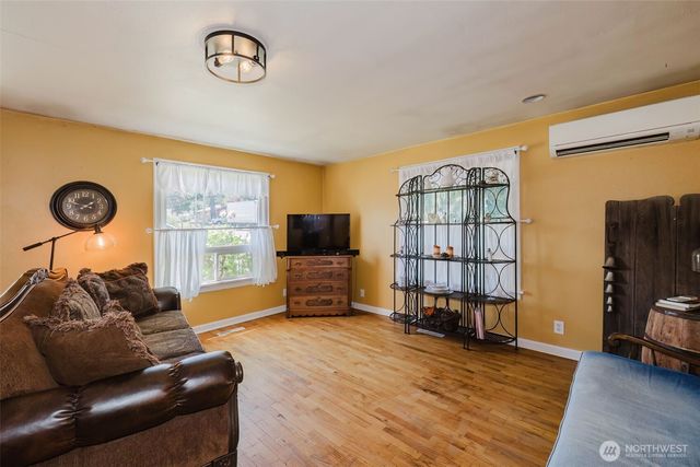 1230 Olympic Avenue, Shelton, WA 98584