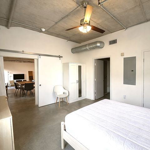 1001 Belleview Street 202, Dallas, TX 75215