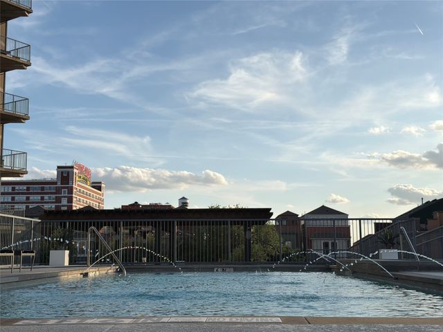 1001 Belleview Street 202, Dallas, TX 75215