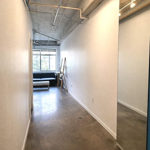 1001 Belleview Street 202, Dallas, TX 75215