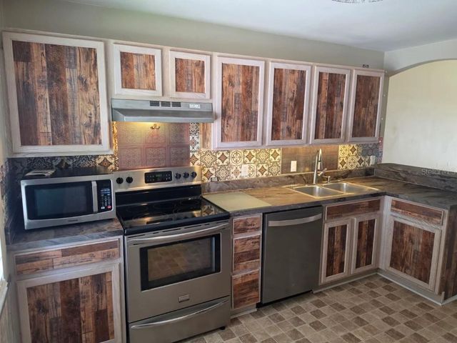 416 EAGLE RIDGE DRIVE 416, Davenport, FL 33837