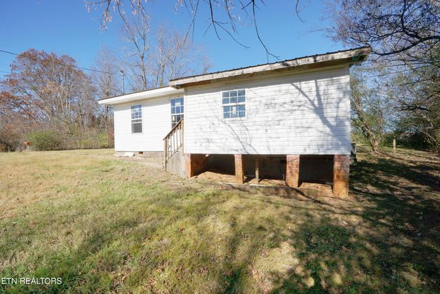 182 County Road 900, Etowah, TN 37331
