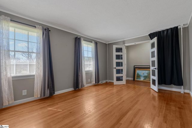 300 N Green Street, Williamston, SC 29697