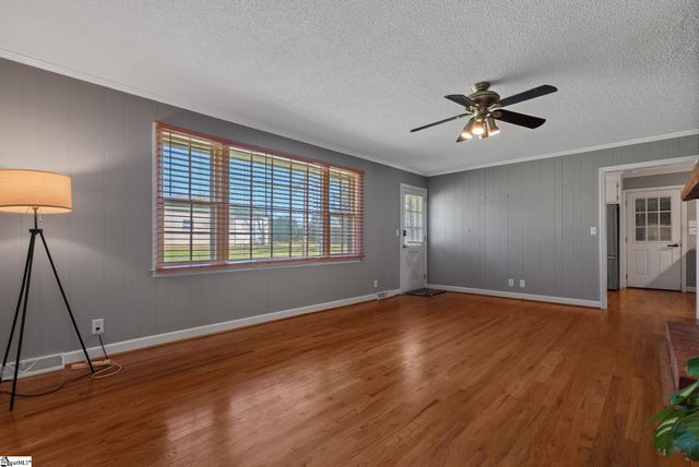 300 N Green Street, Williamston, SC 29697