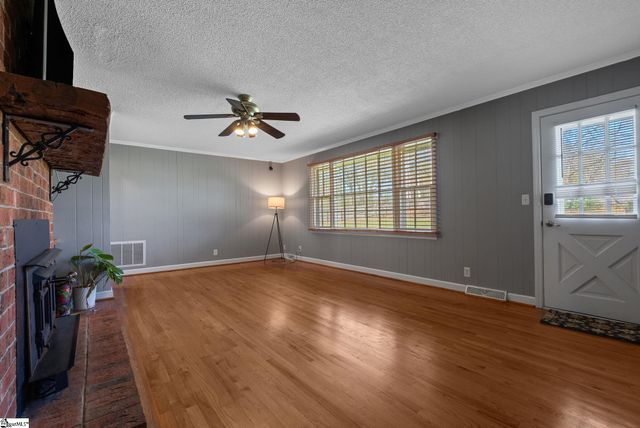 300 N Green Street, Williamston, SC 29697