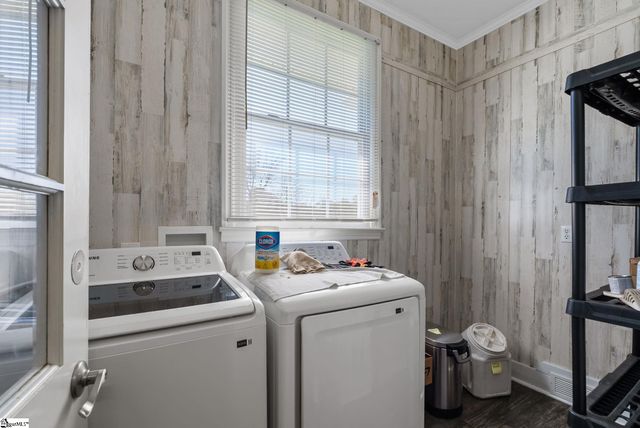 300 N Green Street, Williamston, SC 29697