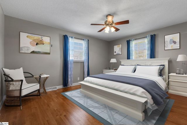 300 N Green Street, Williamston, SC 29697