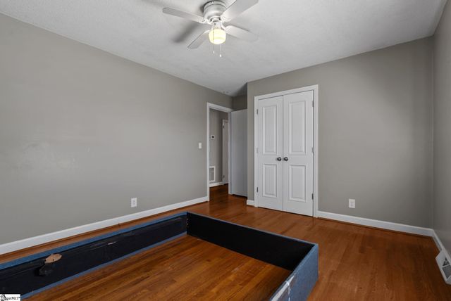 300 N Green Street, Williamston, SC 29697