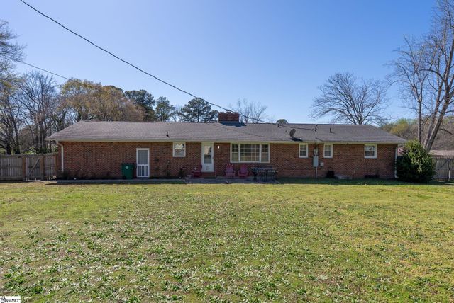 300 N Green Street, Williamston, SC 29697
