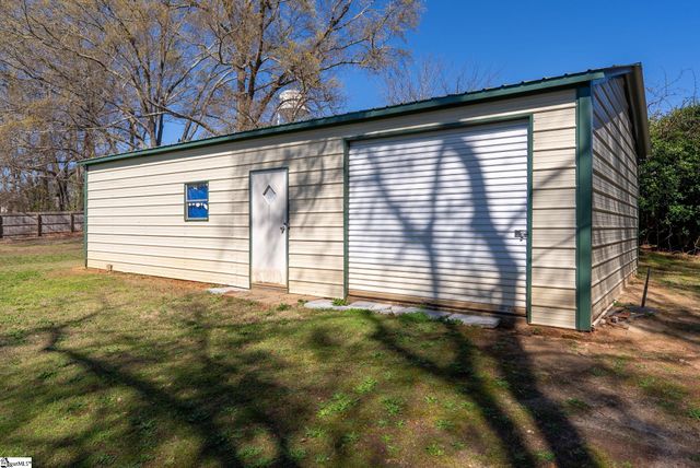 300 N Green Street, Williamston, SC 29697