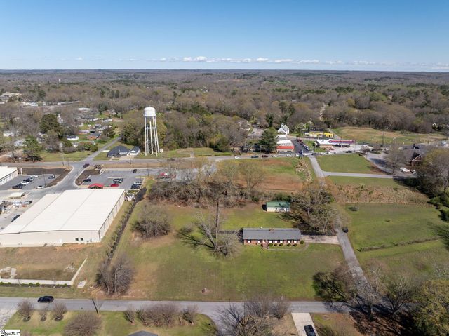 300 N Green Street, Williamston, SC 29697
