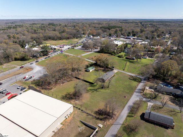 300 N Green Street, Williamston, SC 29697