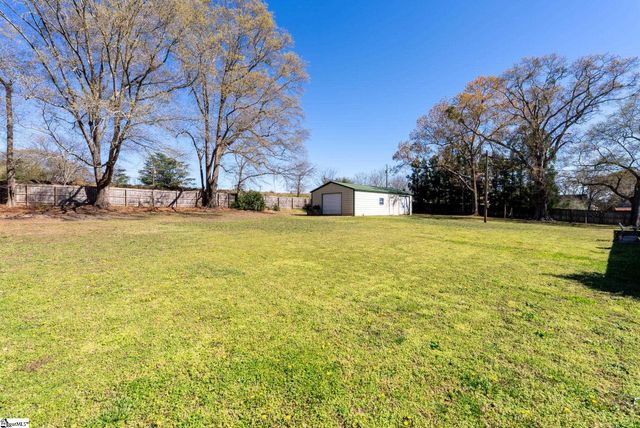 300 N Green Street, Williamston, SC 29697
