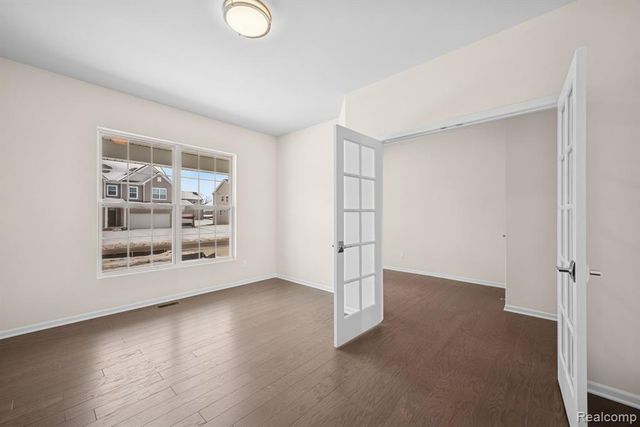 27110 Gallop Way, Saline, MI 48176