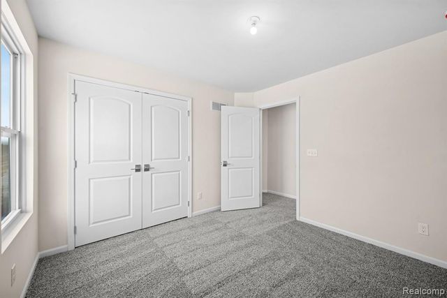 27110 Gallop Way, Saline, MI 48176