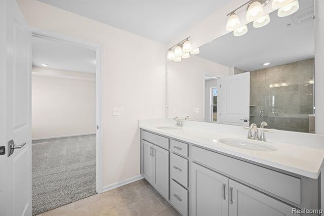 27110 Gallop Way, Saline, MI 48176