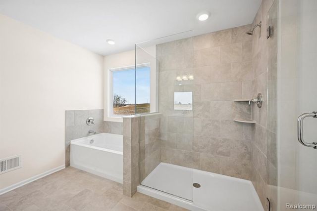 27110 Gallop Way, Saline, MI 48176