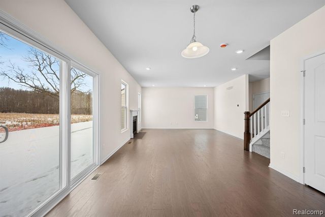 27110 Gallop Way, Saline, MI 48176