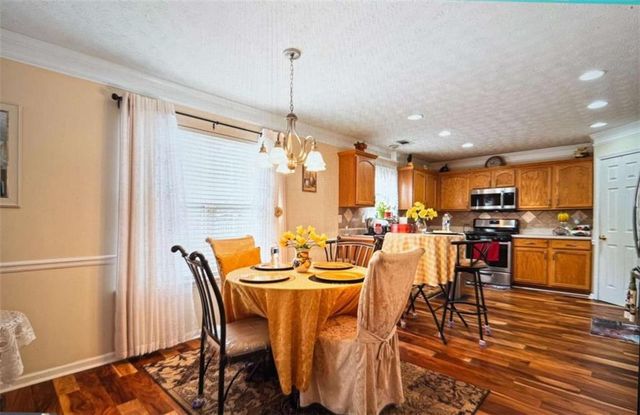 1285 Stephens Pond View, Loganville, GA 30052