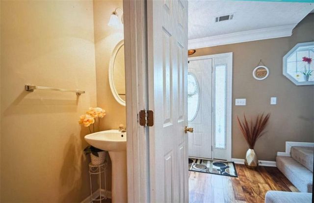 1285 Stephens Pond View, Loganville, GA 30052