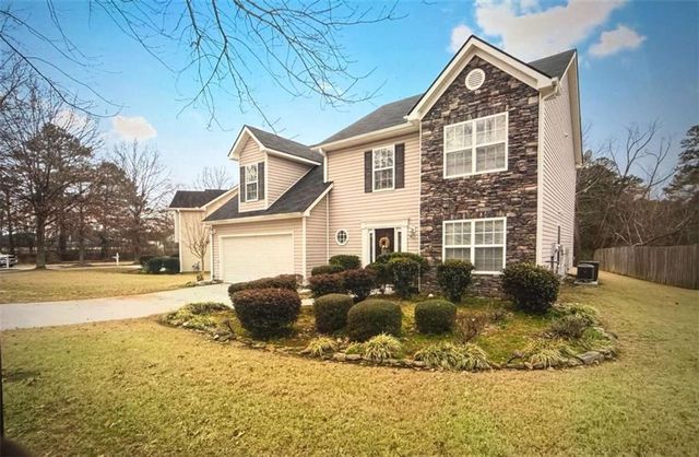 1285 Stephens Pond View, Loganville, GA 30052