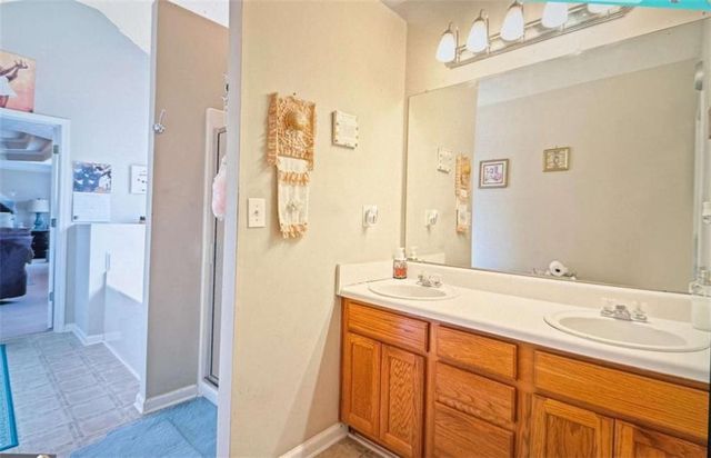1285 Stephens Pond View, Loganville, GA 30052