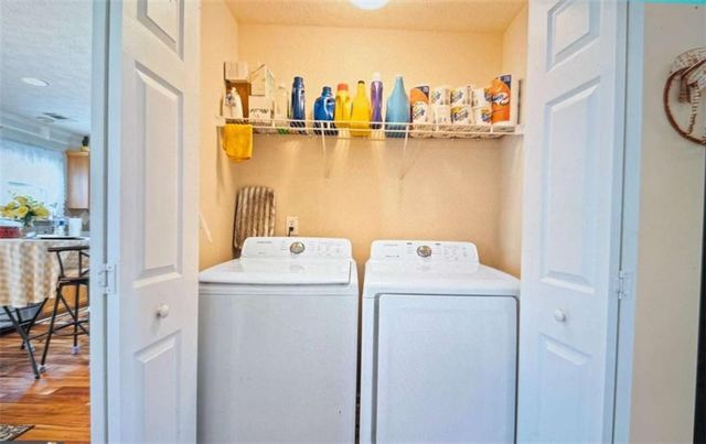 1285 Stephens Pond View, Loganville, GA 30052