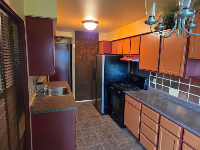 24675 Meadow Creek Drive, Harrison Twp, MI 48045