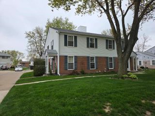 24675 Meadow Creek Drive, Harrison Twp, MI 48045