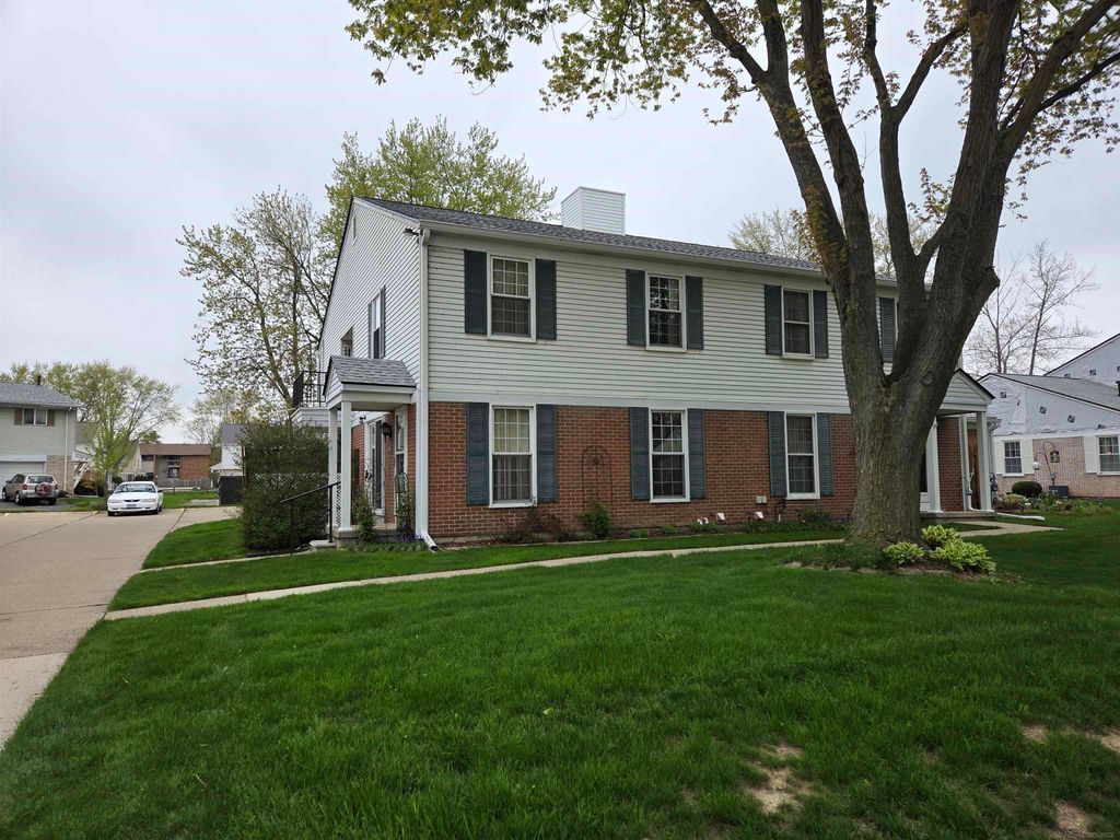 24675 Meadow Creek Drive, Harrison Twp, MI 48045