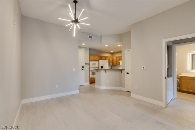 63 East Agate Avenue 202, Las Vegas, NV 89123