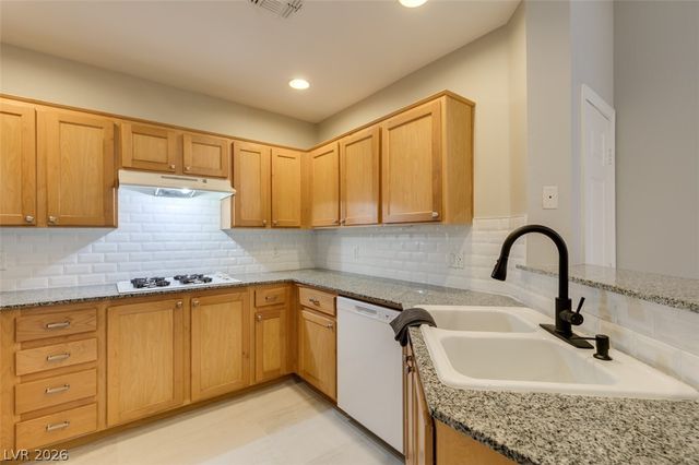 63 East Agate Avenue 202, Las Vegas, NV 89123