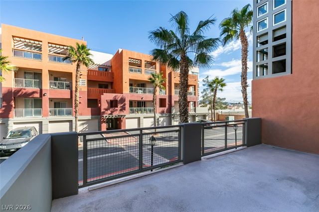 63 East Agate Avenue 202, Las Vegas, NV 89123