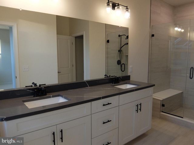 713 PARKER BLVD, Princeton Junction, NJ 08550