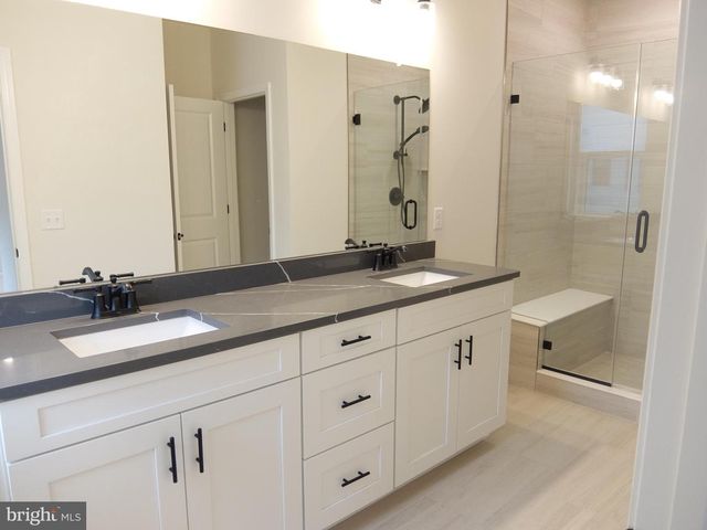 713 PARKER BLVD, Princeton Junction, NJ 08550