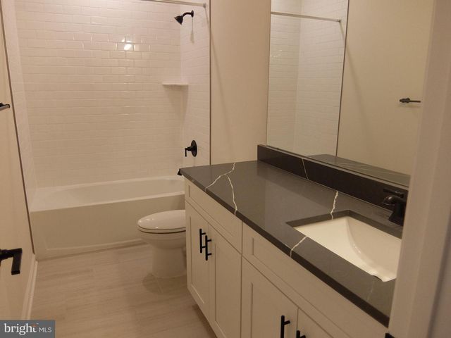 713 PARKER BLVD, Princeton Junction, NJ 08550