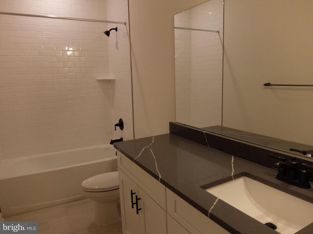 713 PARKER BLVD, Princeton Junction, NJ 08550