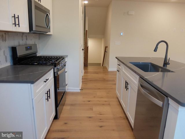 713 PARKER BLVD, Princeton Junction, NJ 08550