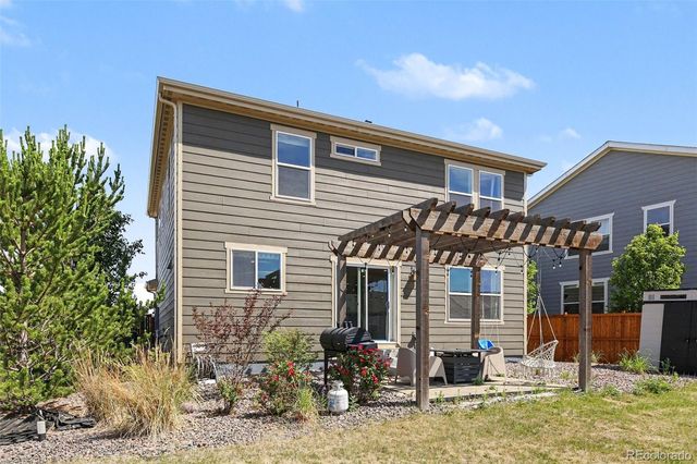 871 N Waterloo Circle, Aurora, CO 80018