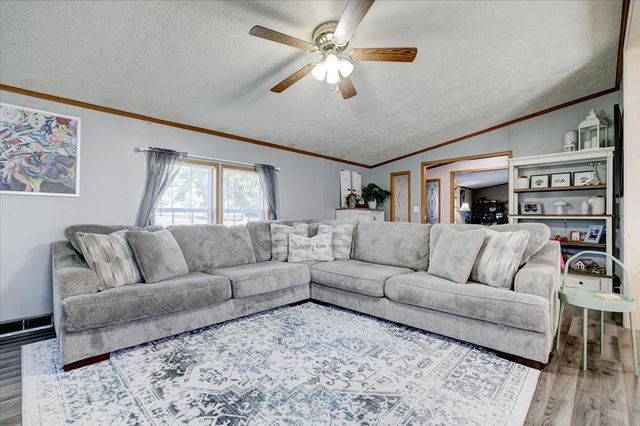 311 W 3rd Street, Bouton, IA 50039