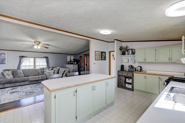 311 W 3rd Street, Bouton, IA 50039