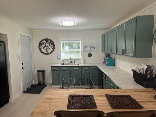 11770 N ANGUS HILLS TERRACE, Dunnellon, FL 34434