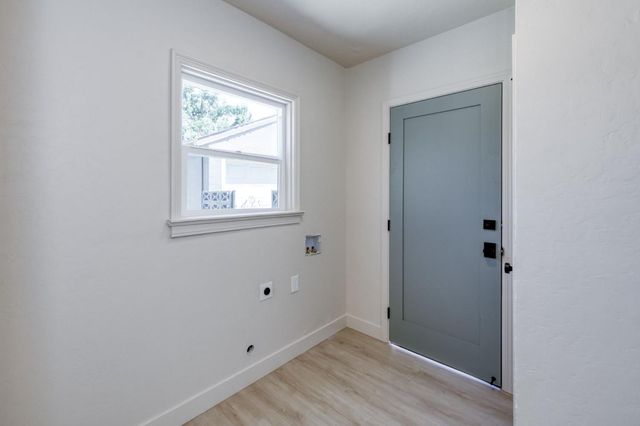 1434 W Terrace Avenue, Fresno, CA 93705